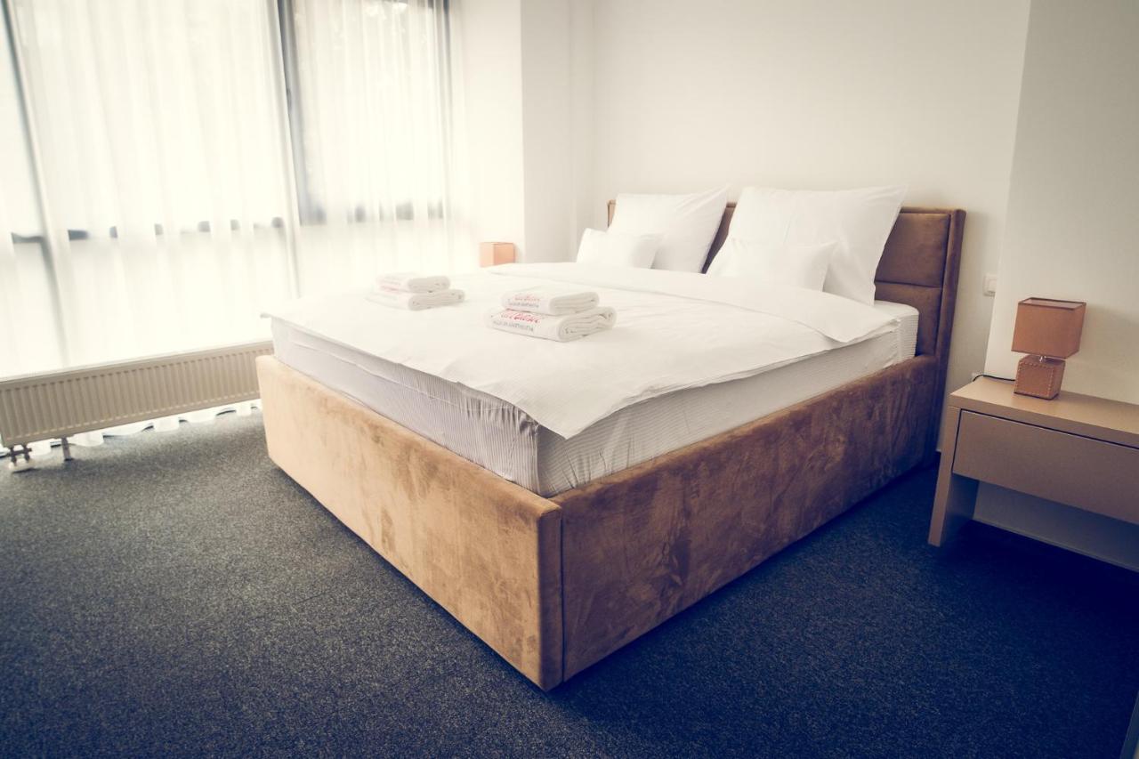 Apartmani Sl Luxury Banja Luka Exteriör bild