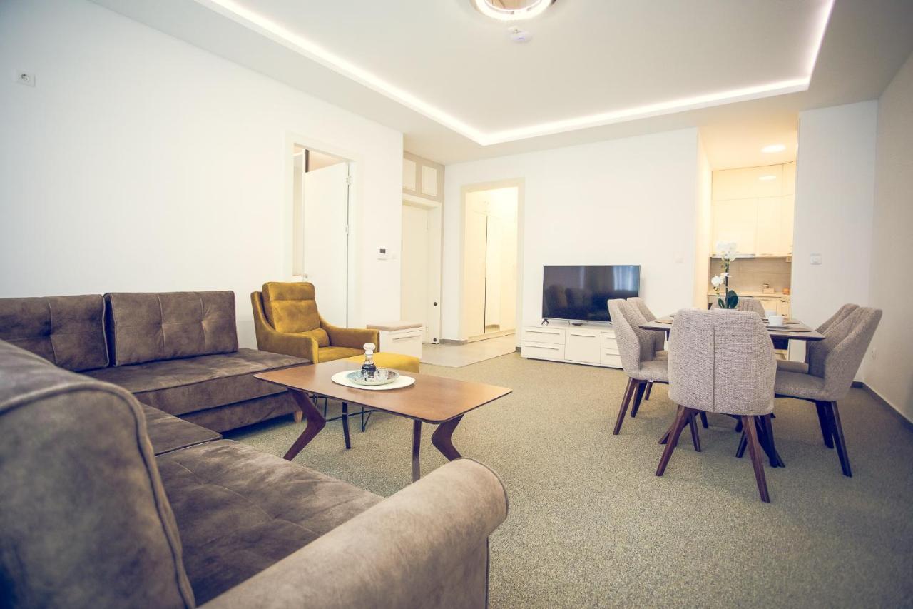 Apartmani Sl Luxury Banja Luka Exteriör bild